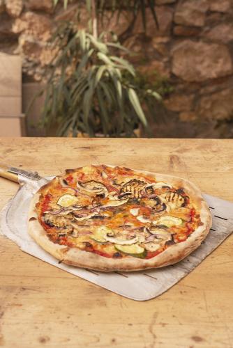 LA PIZZA. Pizza i menjar per emportar